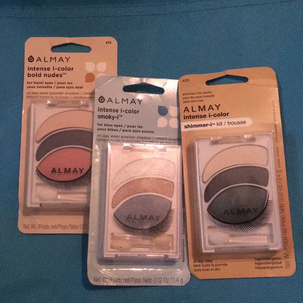 Almay eyeshadow bundle